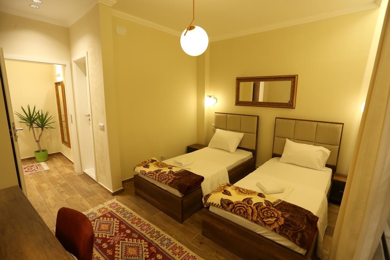 Saray Hotel Prizren Exteriér fotografie