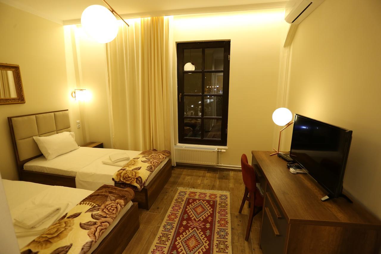 Saray Hotel Prizren Exteriér fotografie