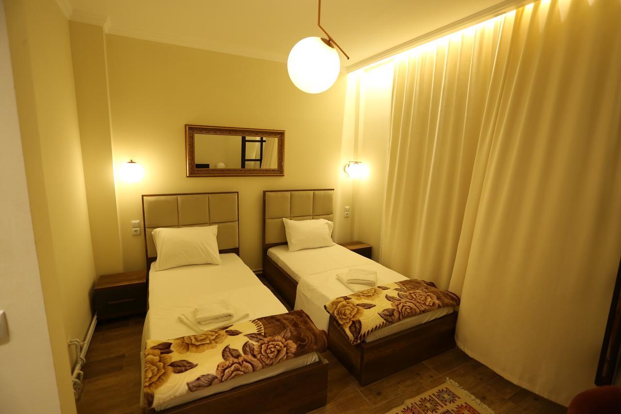 Saray Hotel Prizren Exteriér fotografie