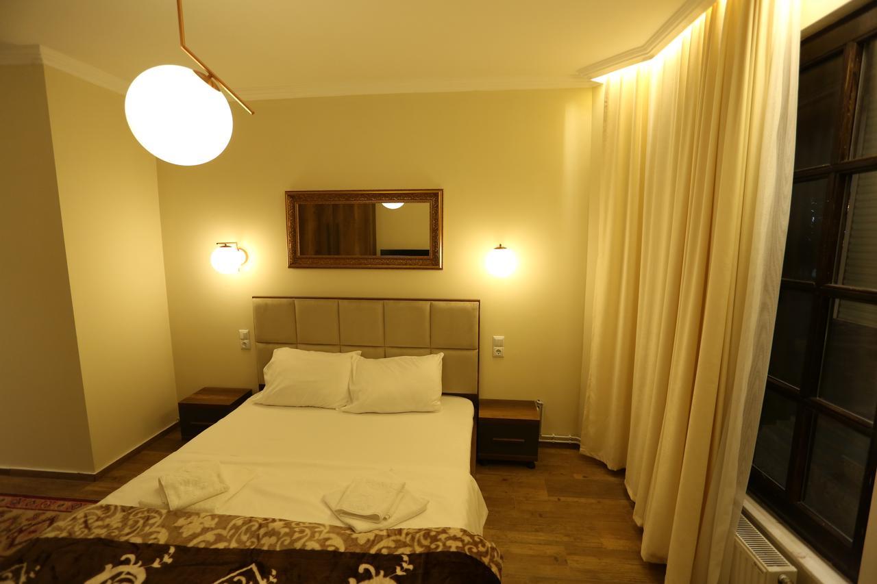 Saray Hotel Prizren Exteriér fotografie