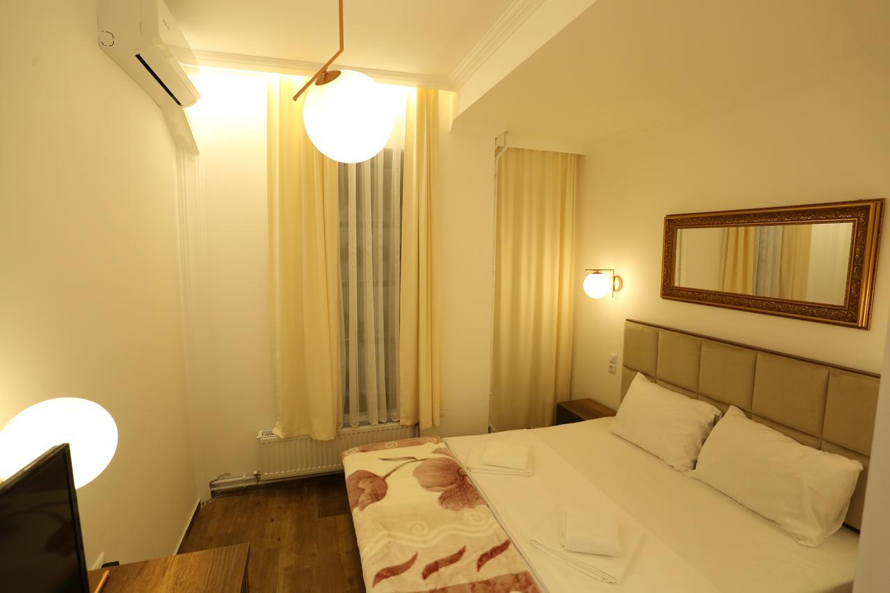 Saray Hotel Prizren Exteriér fotografie
